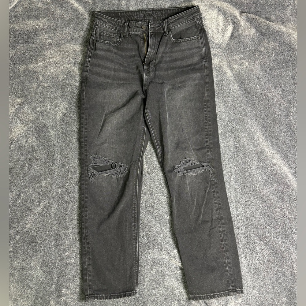 American Eagle “Highest rise mom jean”, black, size 4 short